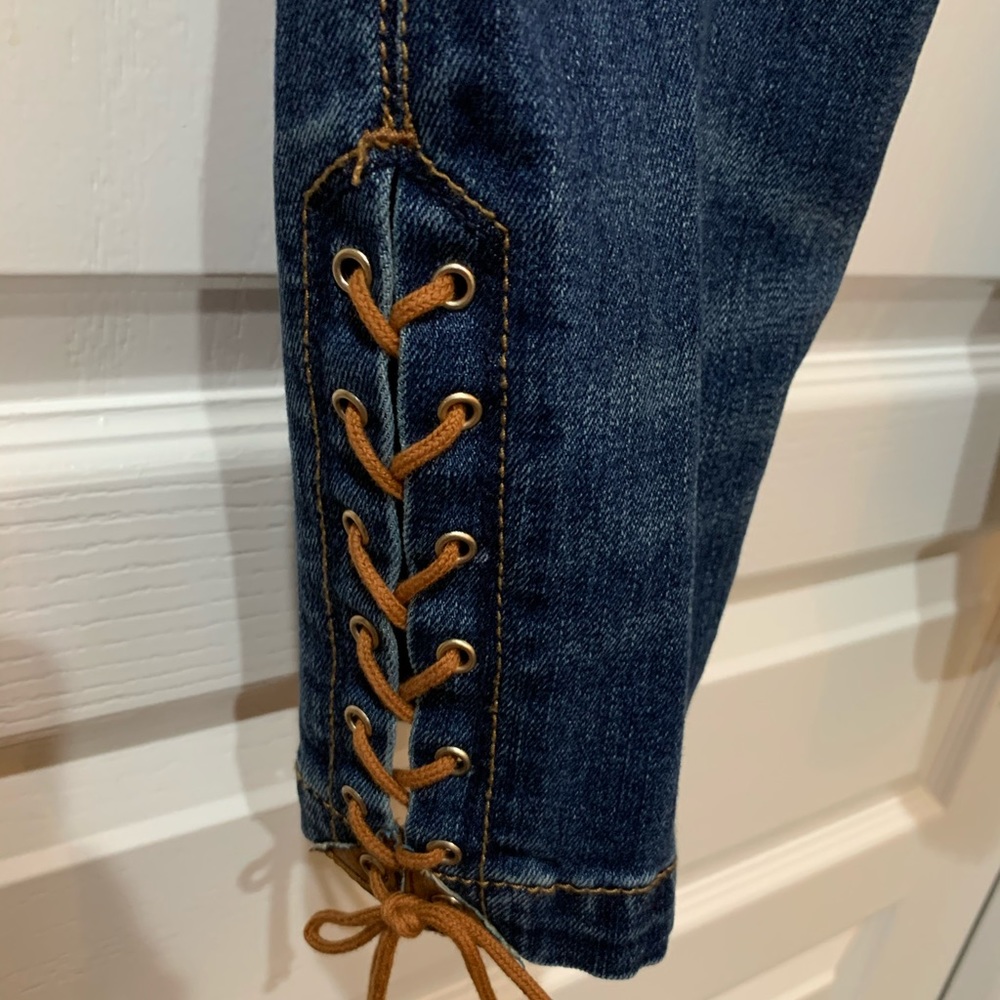 💕HP💕WHITE HOUSE BLACK MARKET SKIM JEANS 4 L NWT - Picture 6 of 6